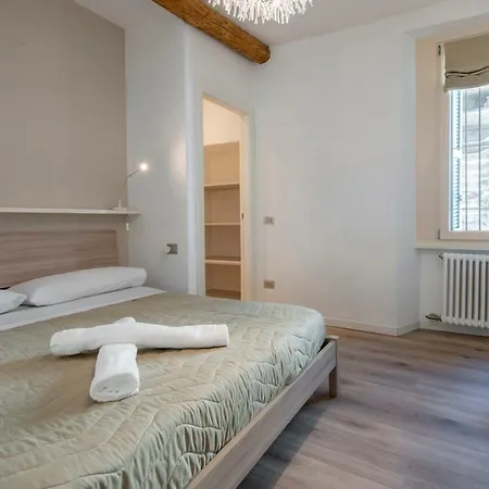 Old Center Lejlighed Como